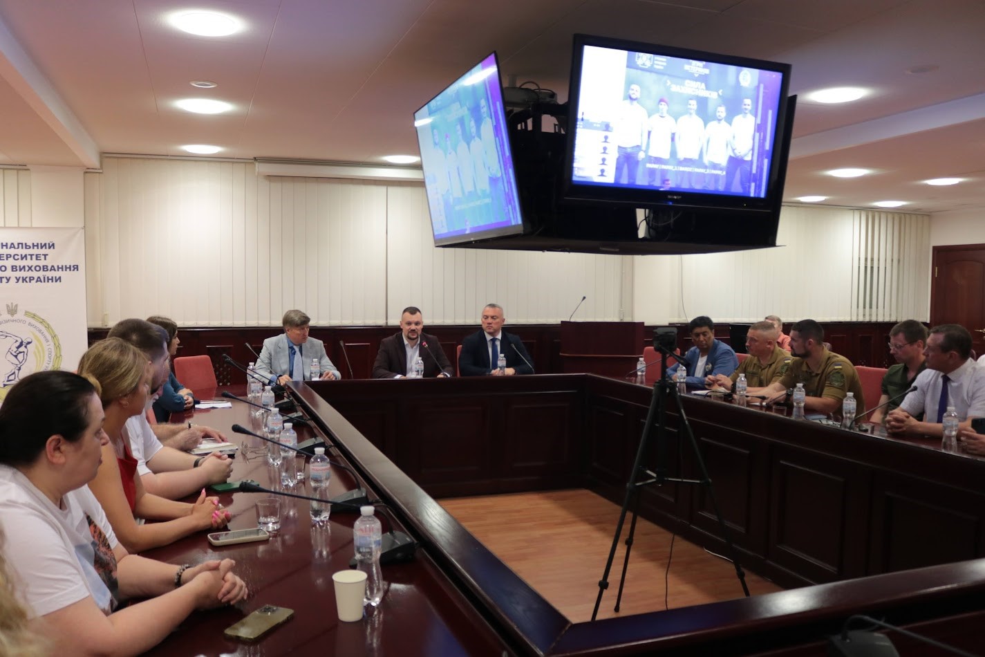 В Національному університеті фізичного виховання і спорту України відбулася офіційна презентація соціального проєкту «НУФВСУ з повагою ЗСУ».