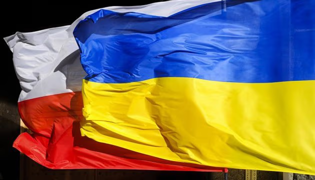 Українці зберігають переважно позитивне ставлення до Польщі